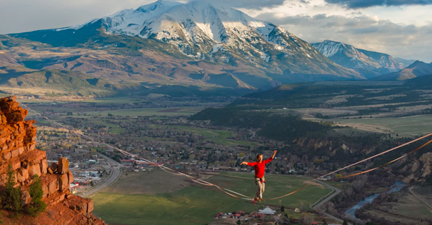 Mushroom Rock Slackline